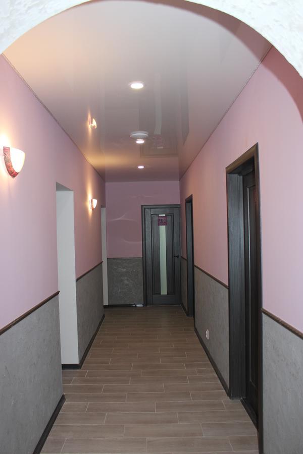 Мини Отель,Хостел Кенгуру Uman Exterior photo
